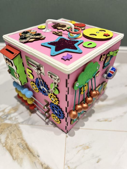 Бізікуб бізідошка бізікубик розвиваючі іграшки