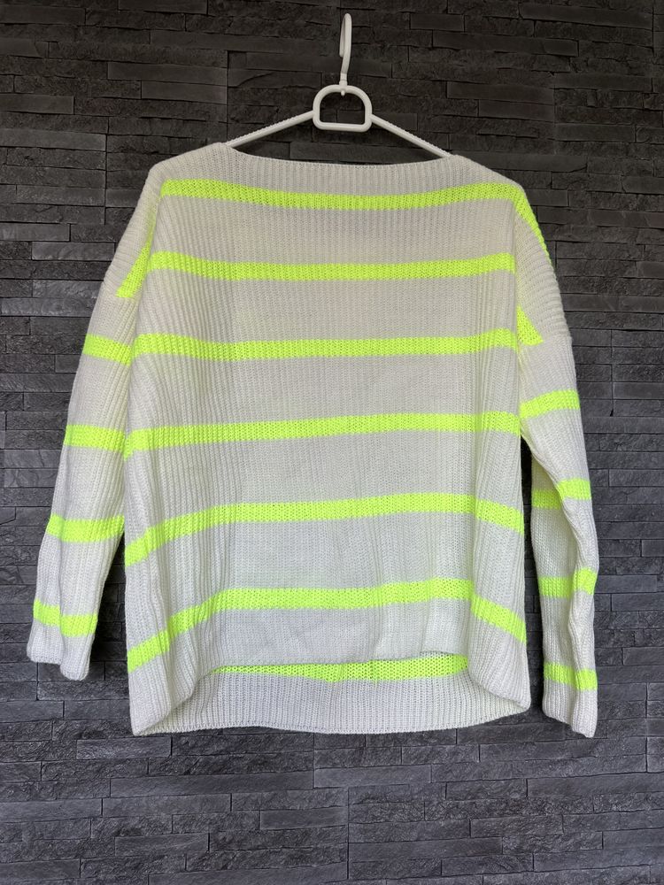 Nowy sweter damski w paski oversize uniwersalny