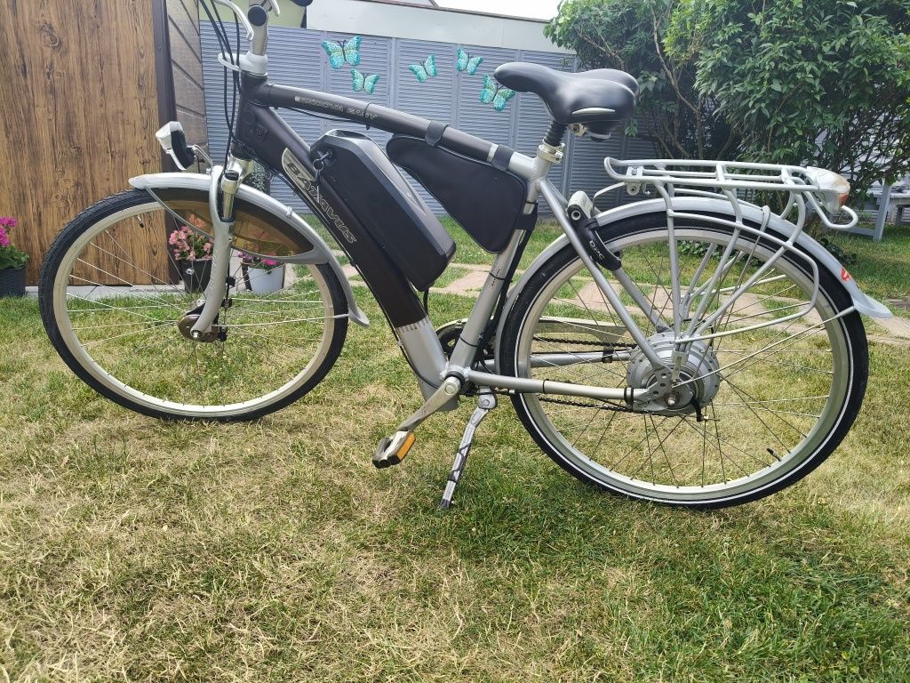 Rower elektryczny batavus.Rama 54 koła 28