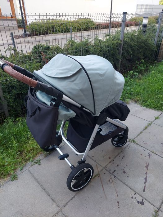 Wózek dziecięcy Petite&Mars Royal