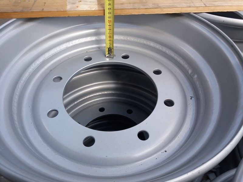 FELGI 7,50-19,5 8 otw. ET0 pod 265/70R19,5 285/70R19,5 do Przyczep