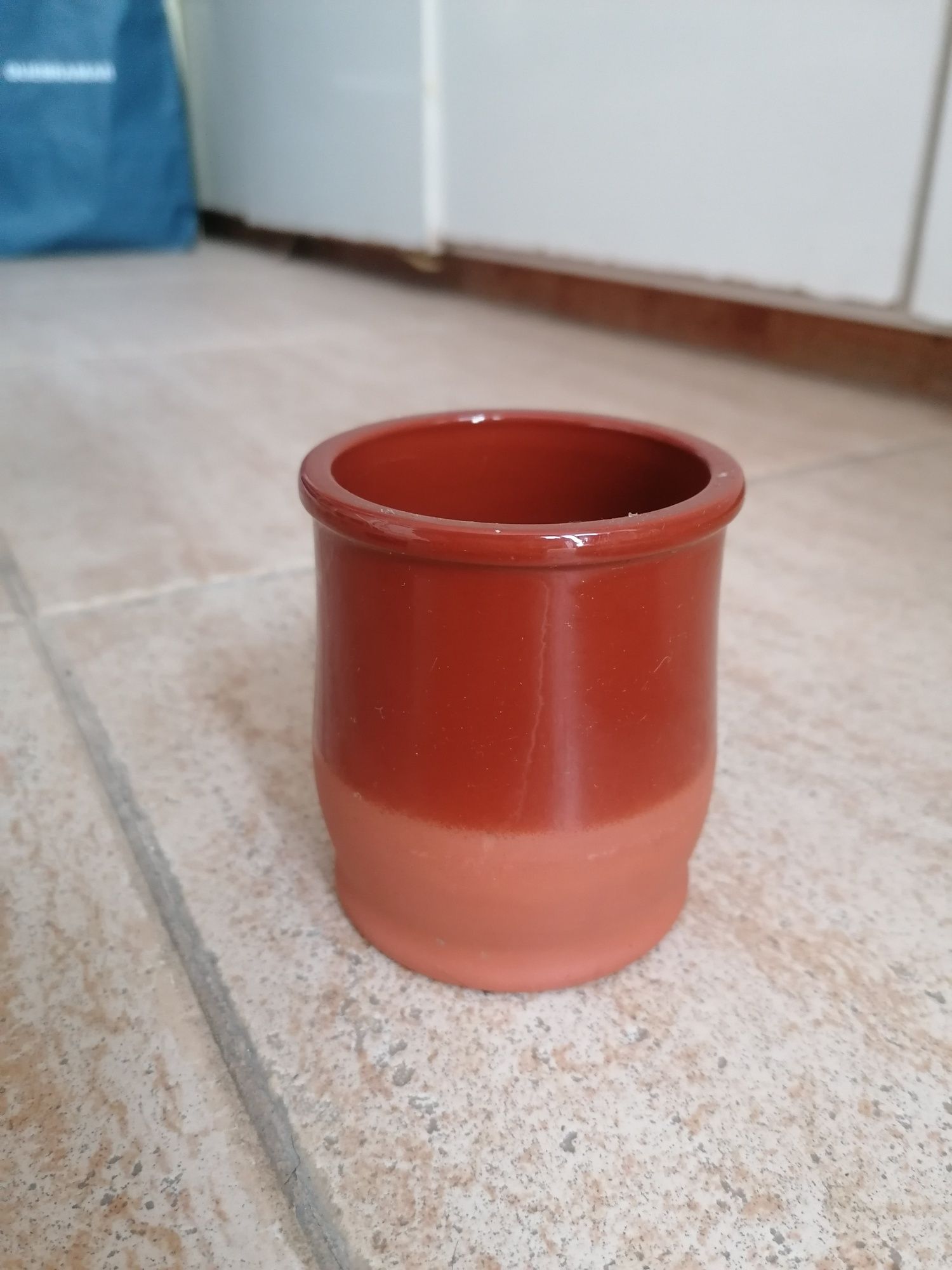 Copo em cerâmica da cermer