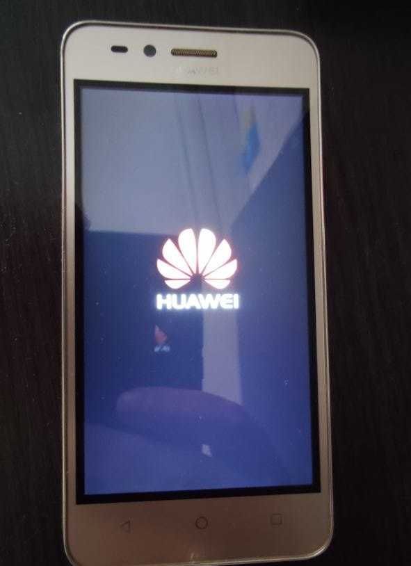 Huawei Y3 II (LUA-U22)
телефон хуавей