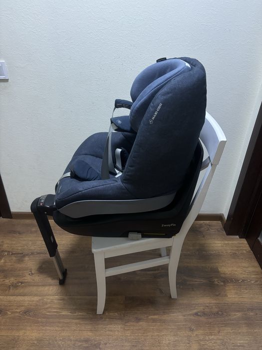 Автокрісло Maxi-Cosi 2Way Pearl + база 2Way Fix