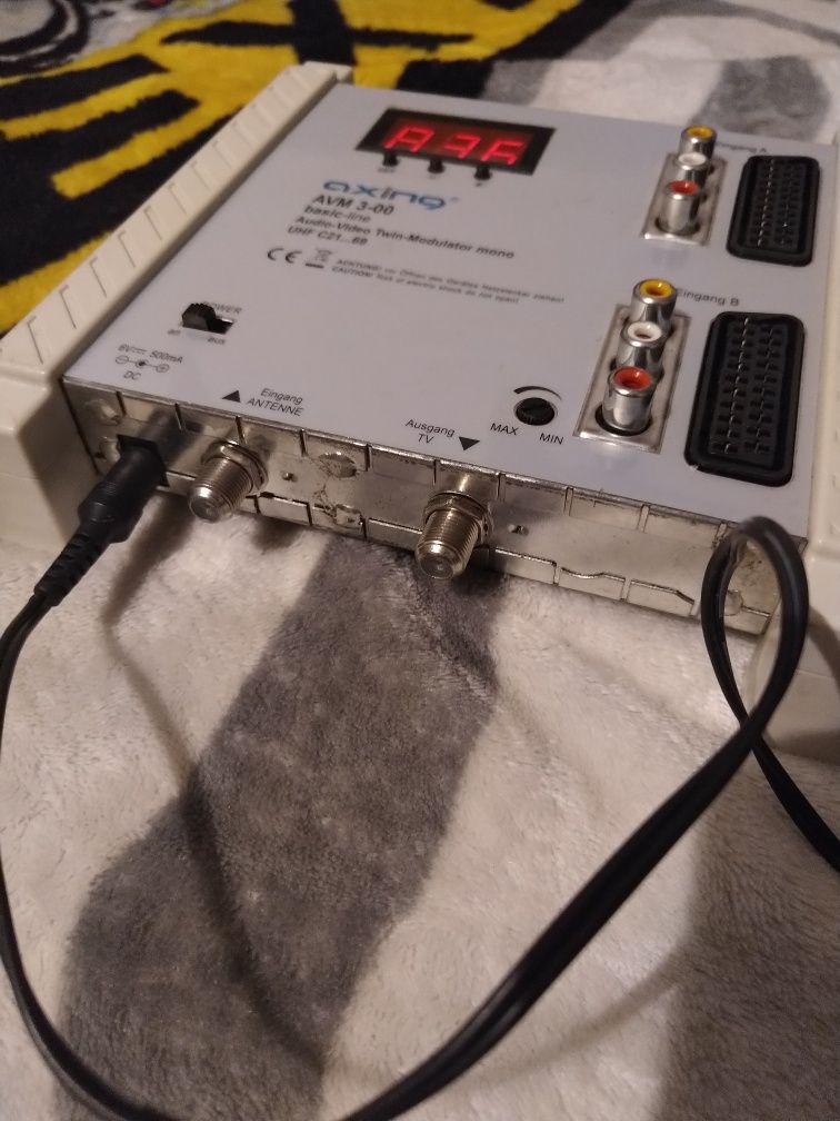 Modulator  audio video axing avm 3-00