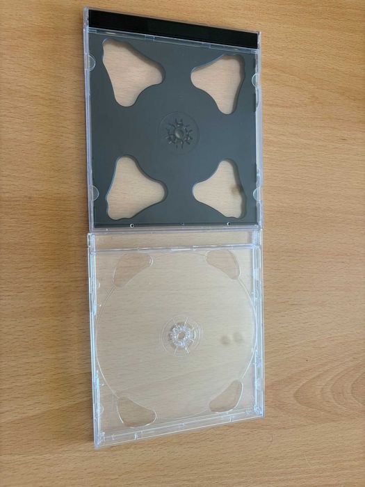 Lote de 12 caixas de CD e DVD