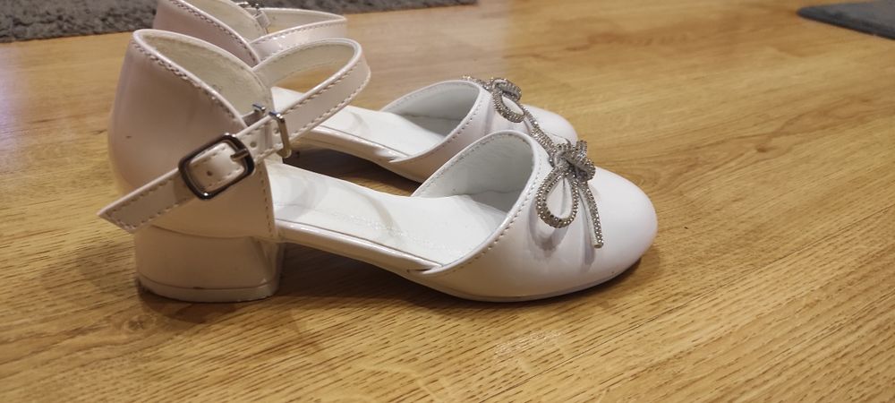 Buty białe 31 komunijne