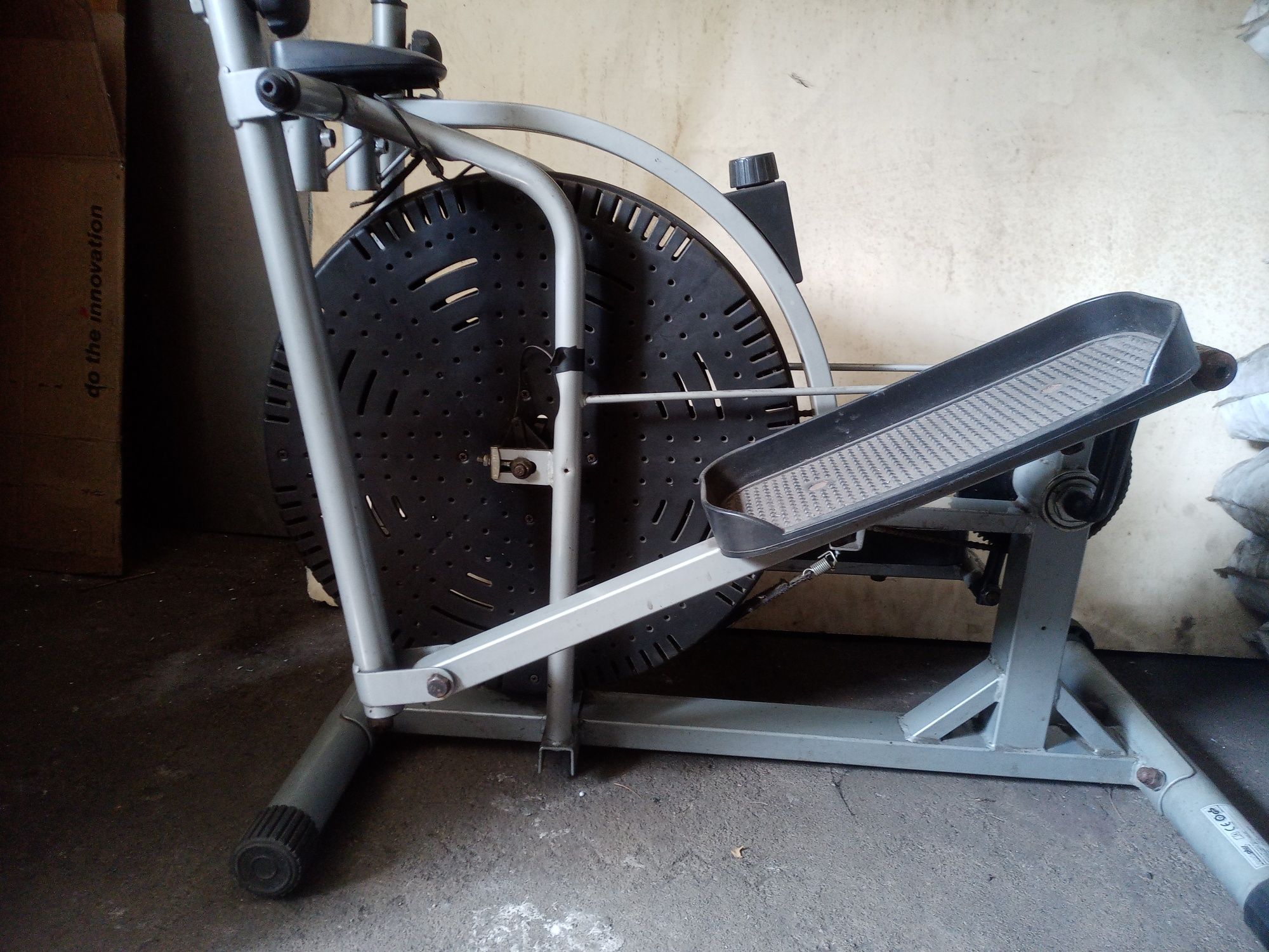 Rower treningowy stacjonarny