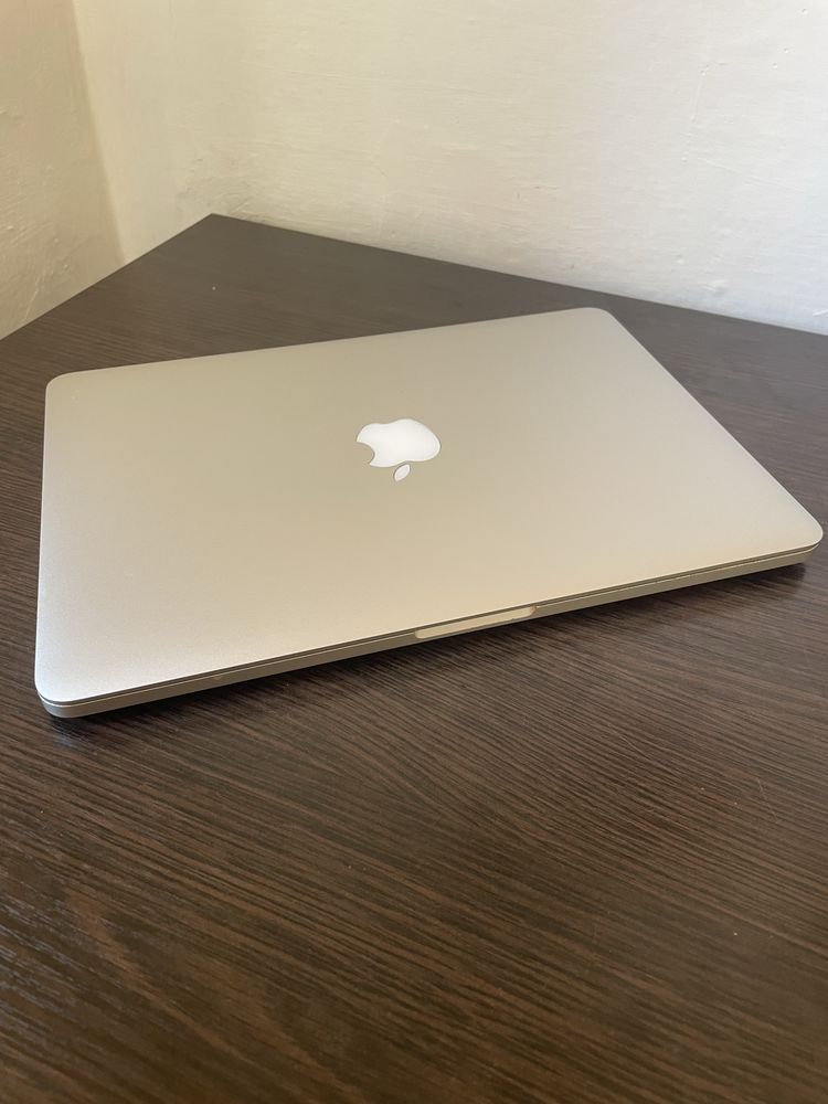 Macbook pro 13 2013 256 GB