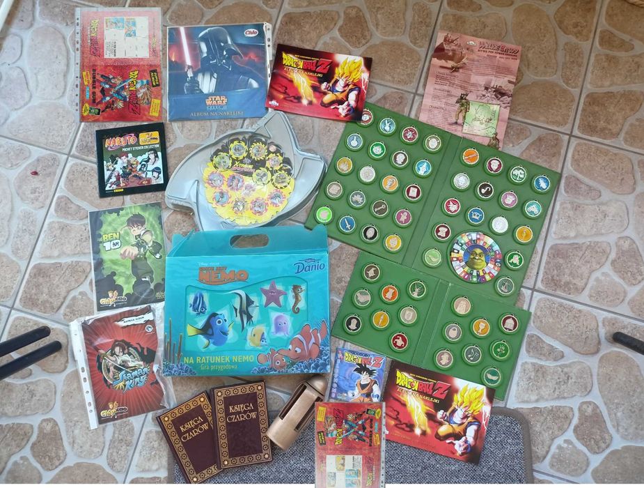 Albumy na naklejki chipicao,chio,dragon ball,Magiczne sztuczki,arena