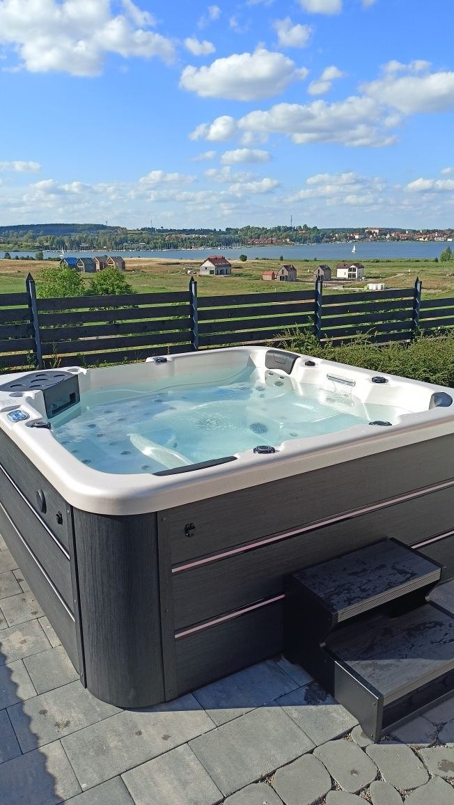 Mazury !! Komfortowe domki ,Klimatyzacja , sauna,´, bania, jacuzzi ,