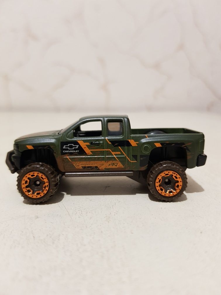 Hot wheels Chevy Silverado