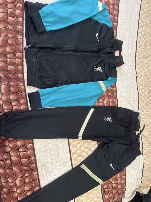 Nike спортивний костюм підлітковий