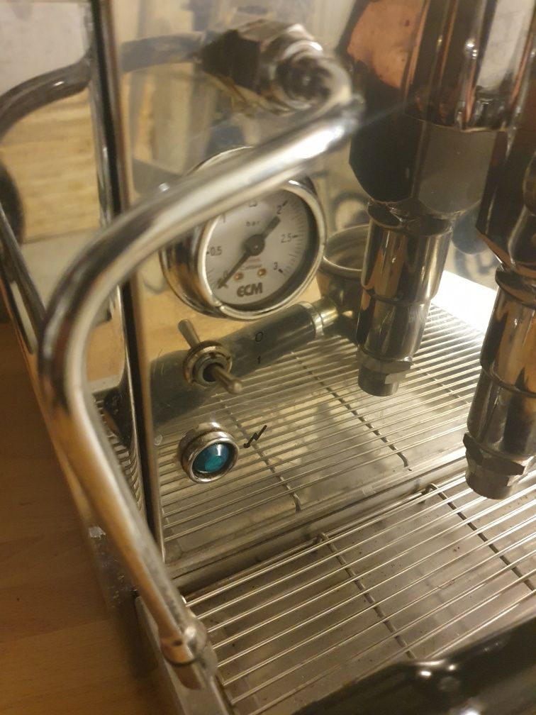 ECM Technika ekspres kolbowy E61 stan bdb