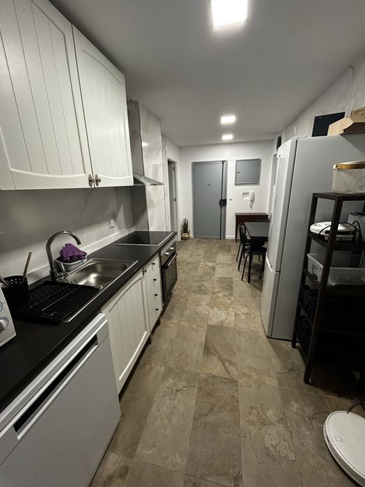 Quarto mobilado cacem/casal do cotão