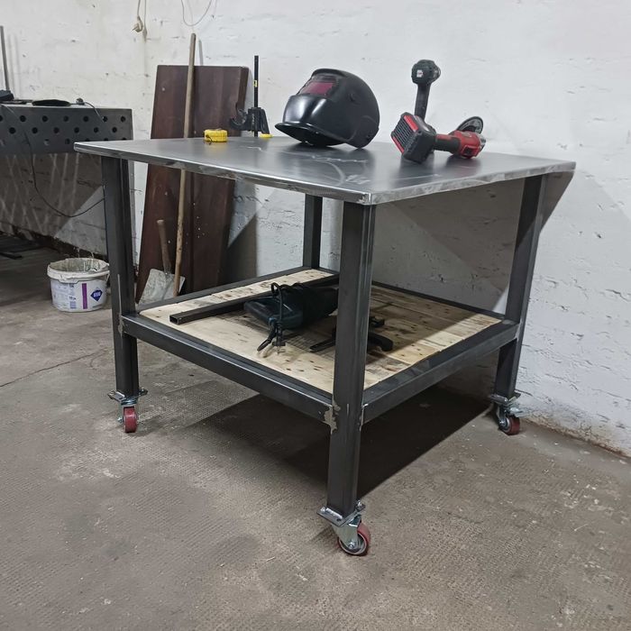 Stół wózek warsztatowy na kółkach do 250 kg, 100x100cm