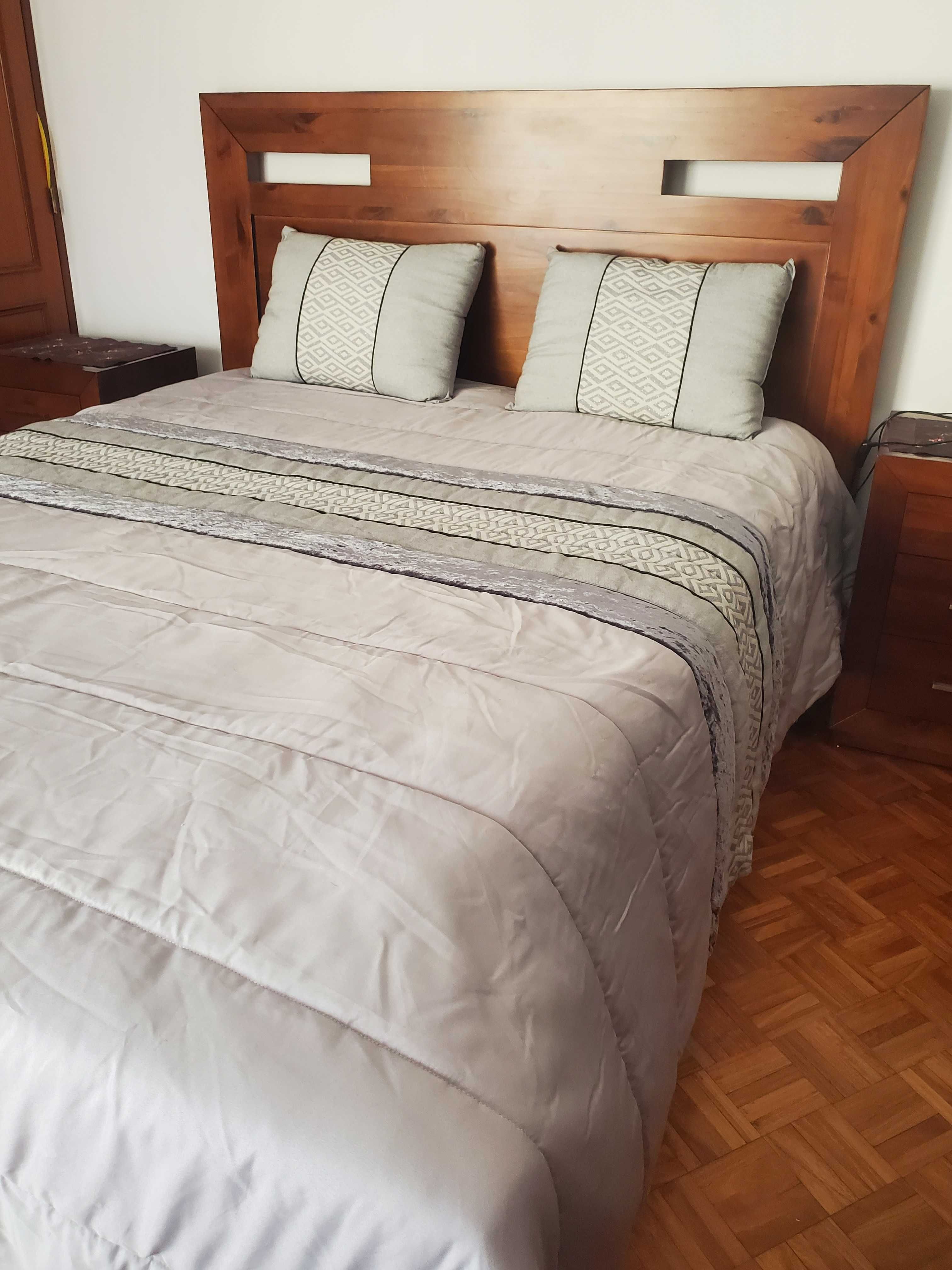 Colcha cama de casal cinza metal