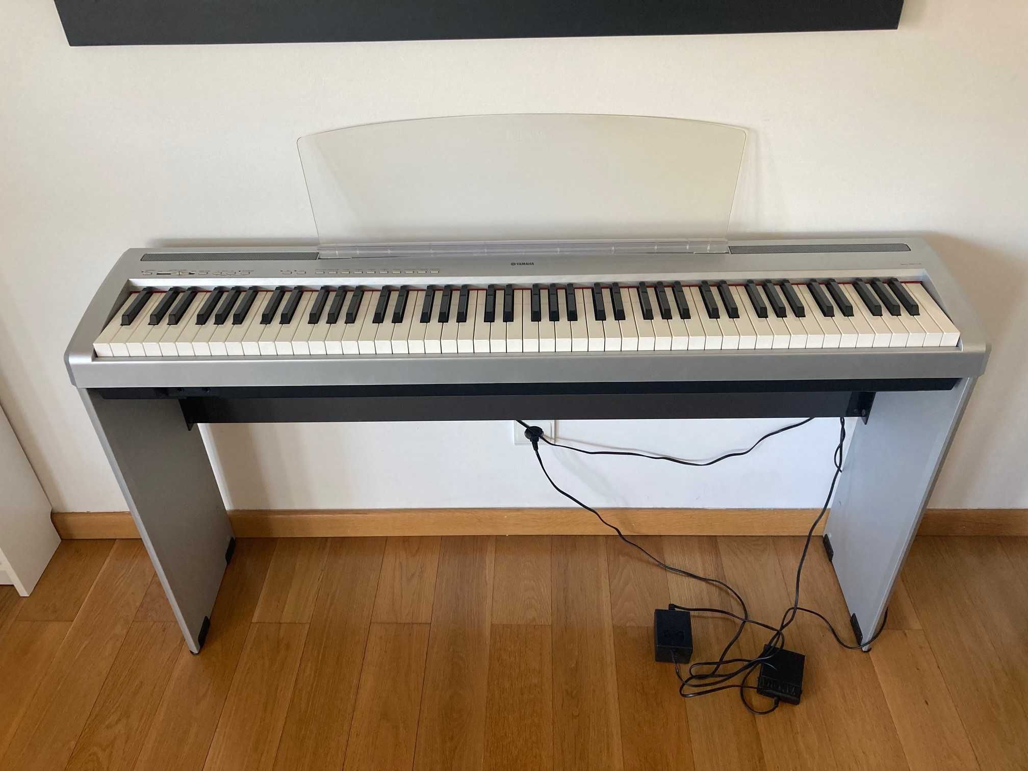 Piano Digital Yamaha P-85 - como novo