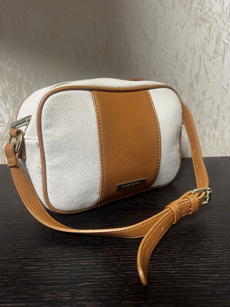 Кросбоді Katie LOXTON
