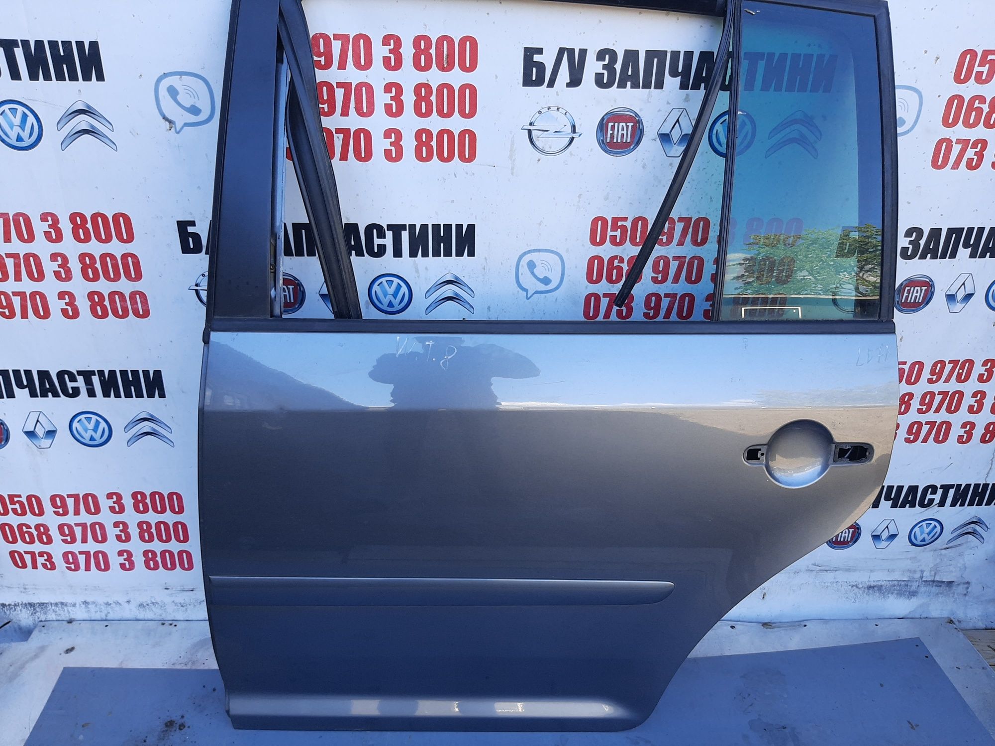 Дверка Тоуран LD7X VW TOURAN 2003-2010P