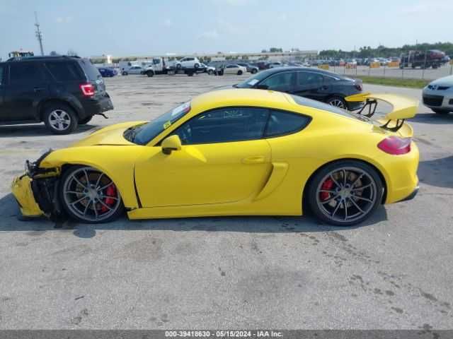 Porsche Cayman GT4 2016