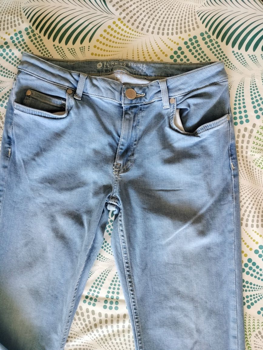 Spodnie jeans damskie S .