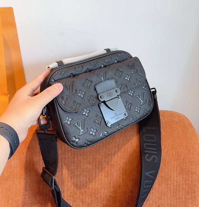 LOUIS VUITTON S LOCK сумка мужская кожаная через плечо мессенджер