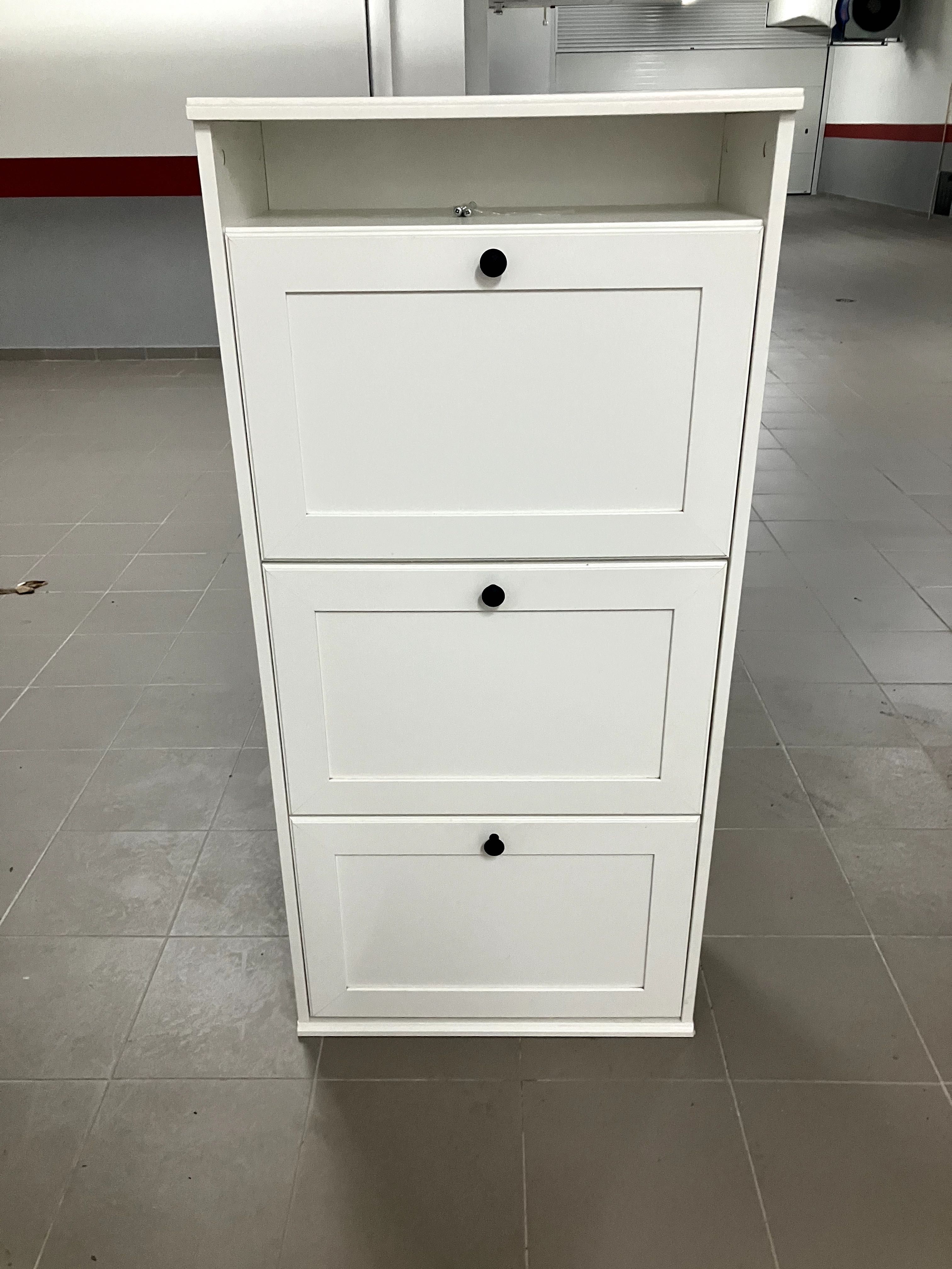 Sapateira BRUSALI IKEA branca