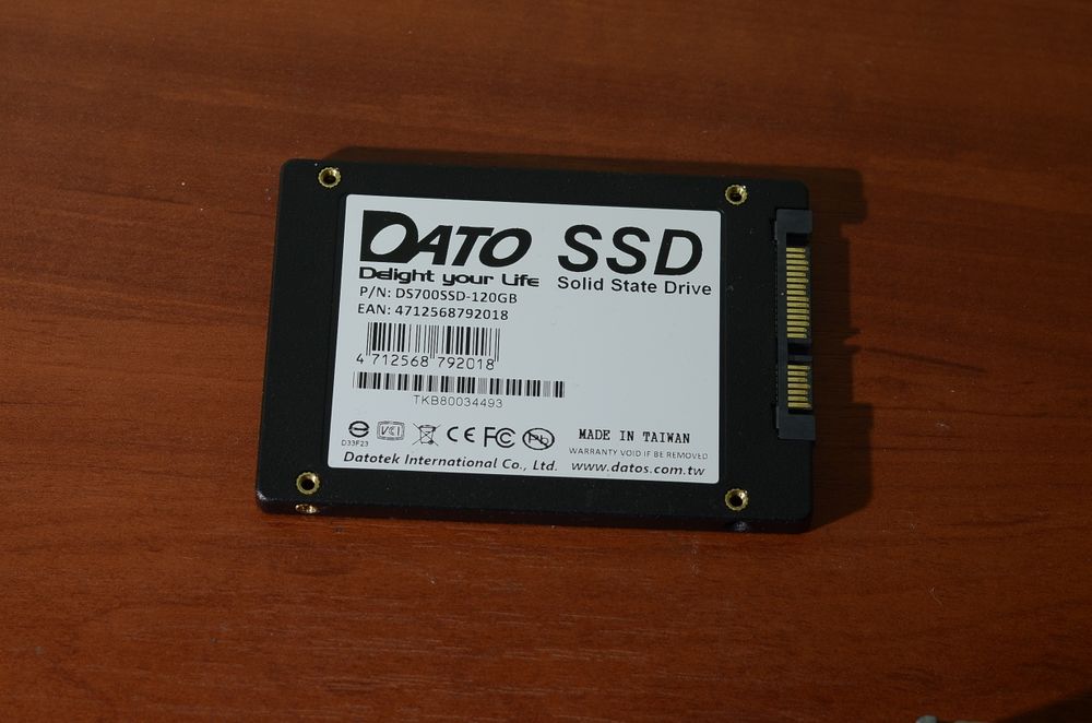 Накопичувачі HDD SSD 1tb/500/320/128gb
