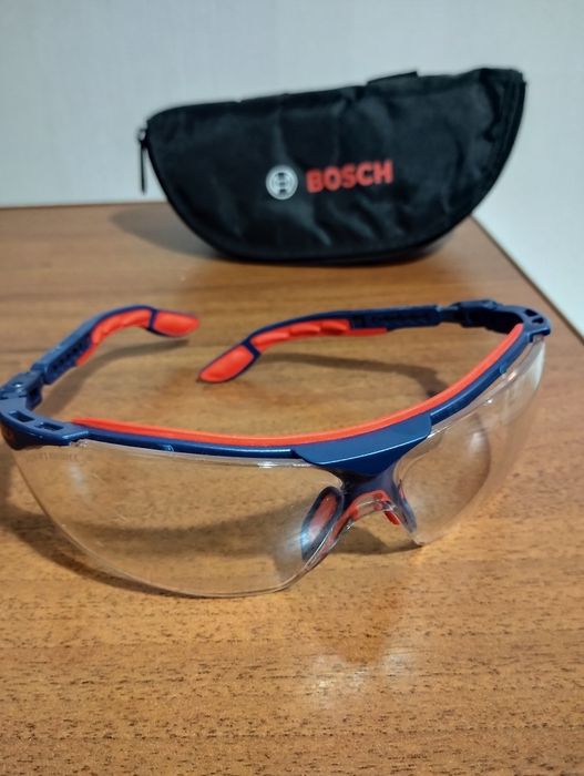 Защитные очки Bosch UVER