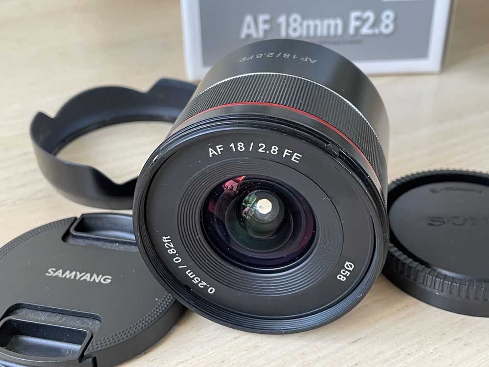 Obiektyw Samyang 18mm f2.8 jak NOWY
