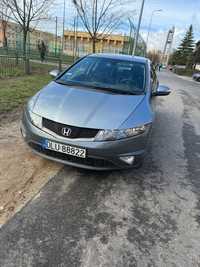 Honda Civic Honda Civic VIII UFO 1.8 benzyna automat