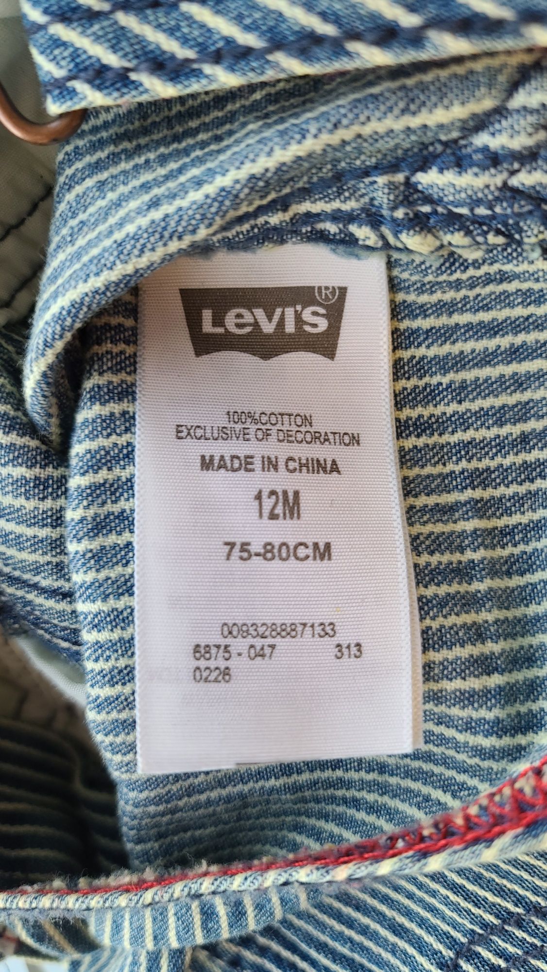 Новый джинсовый комбинезон Levi's 80 см