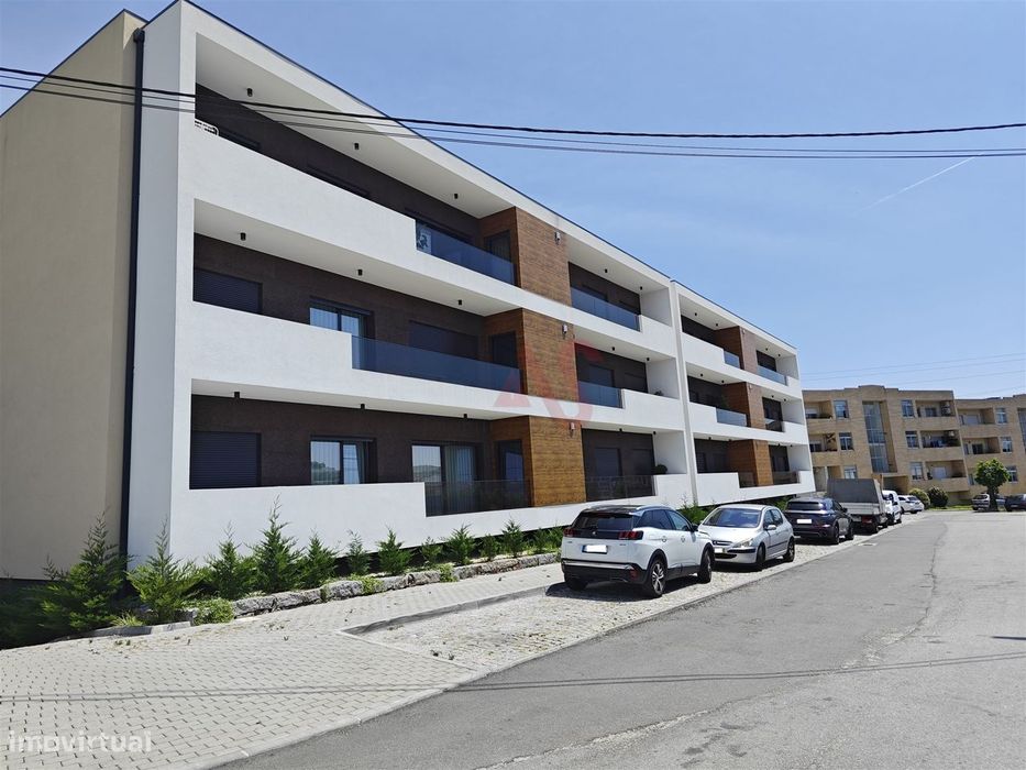 🅿️ Lugar de Garagem para venda em Vizela