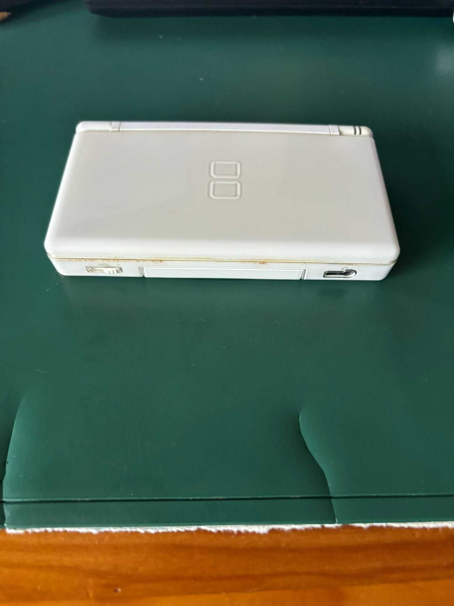 Vendo nintendo ds lite branca