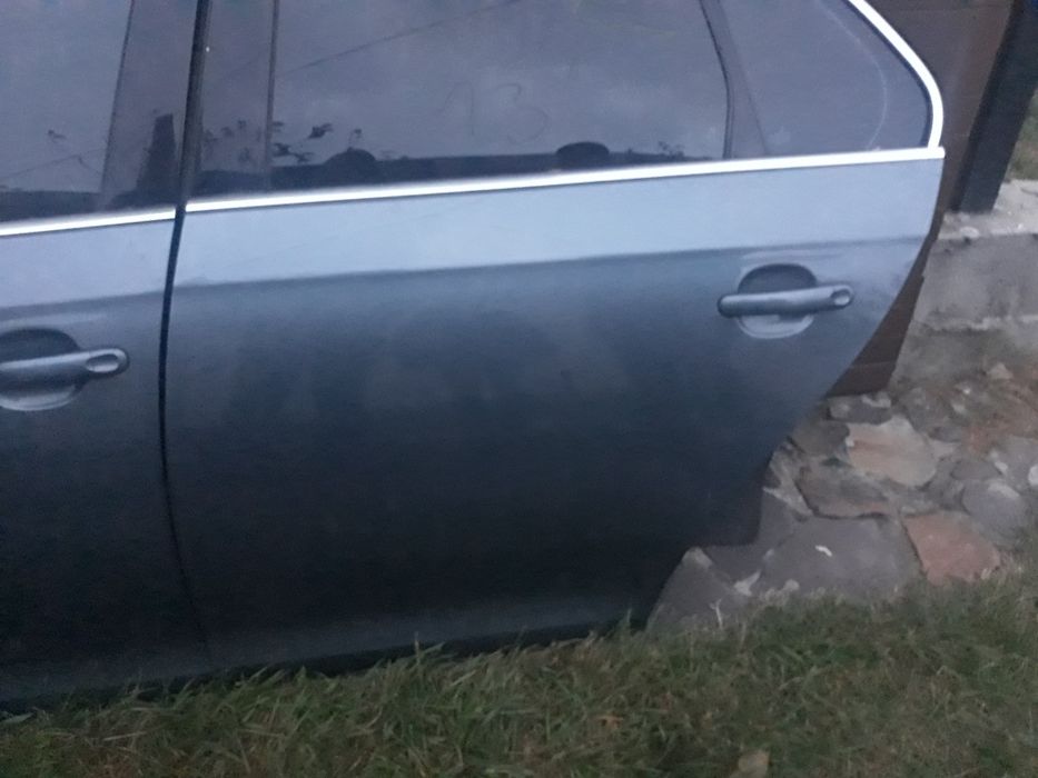 Двери дверь дверка jetta 5 passat b5 b6 seat altea toledo В НАЯВНОСТІ