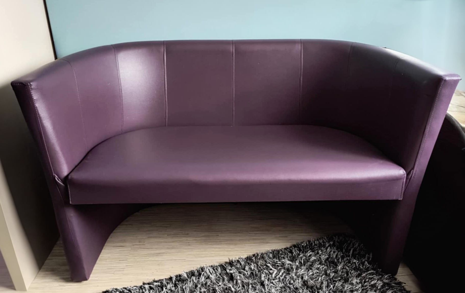 Sofa fioletowa używana