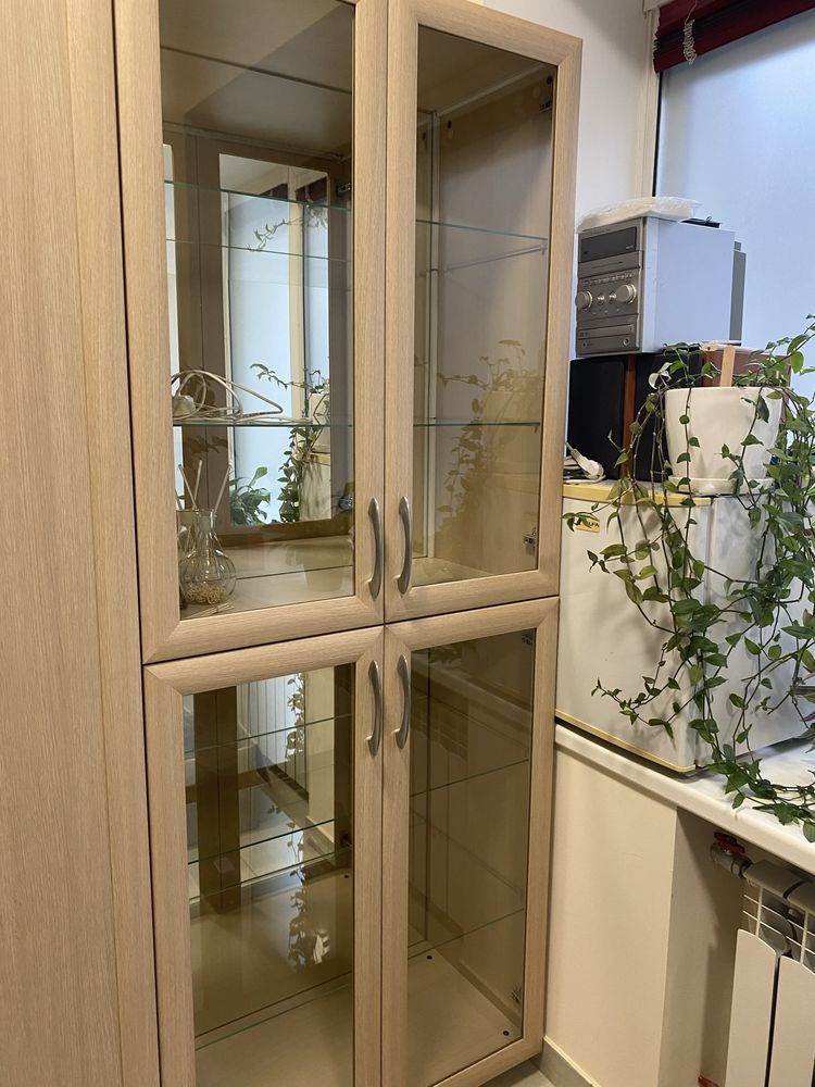 Продам шкаф , мебель в салон