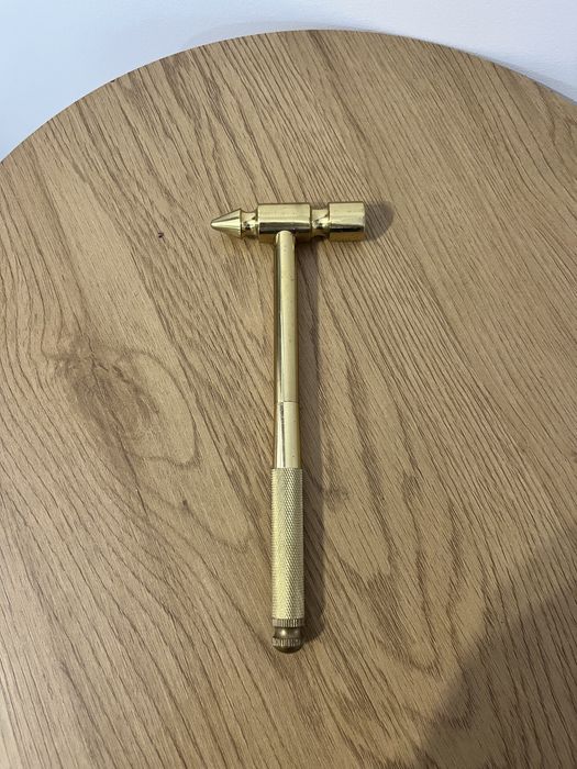 Młotek Mosiężny z Zestawem Mini Śrubokrętów Złoty Multitool