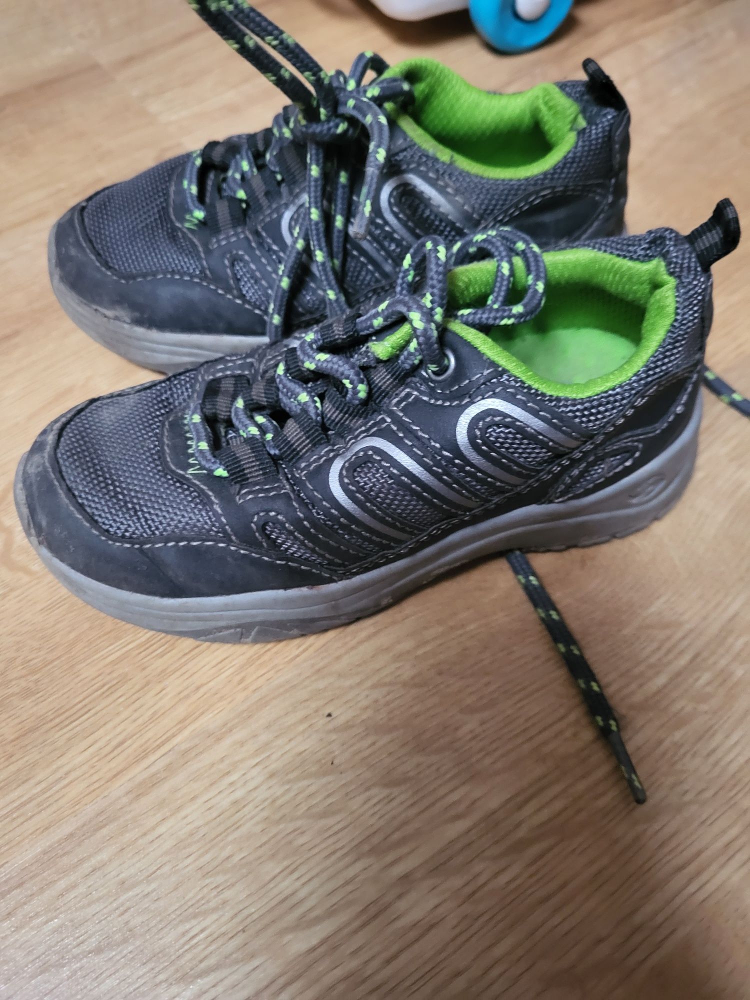 Śniegowce  i adidaski rozmiar 25