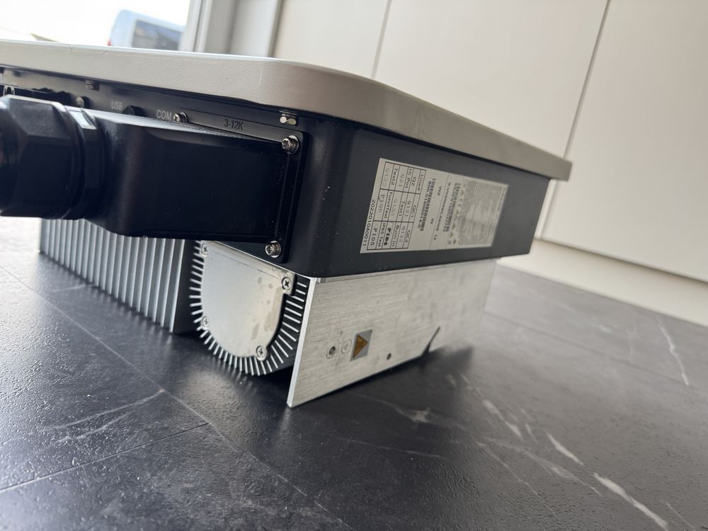 Falownik Sofar Solar 8.8