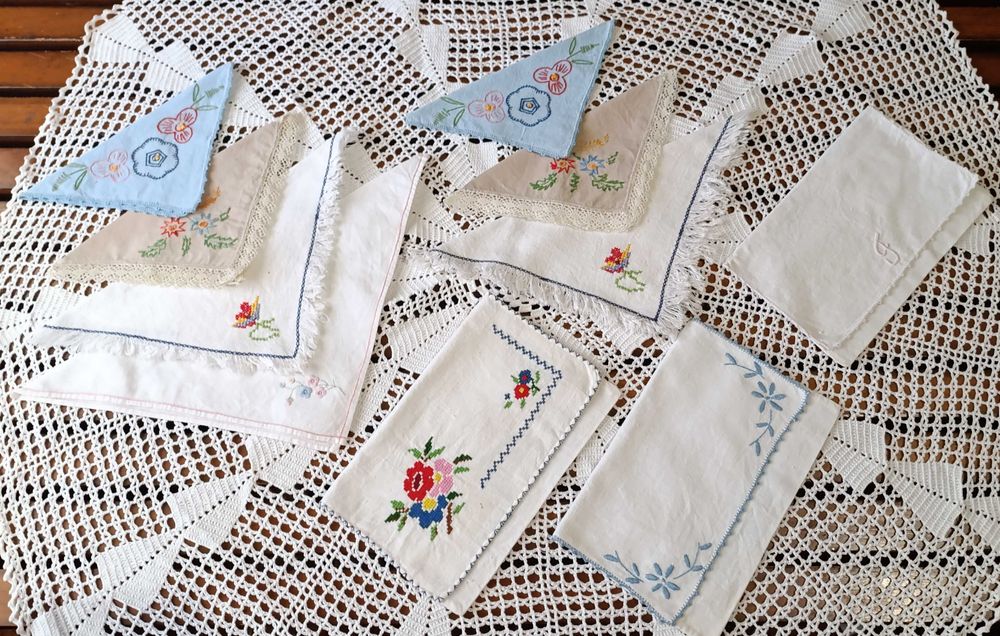 Velho Mundo Enxoval,  Lenços de mão + bolsas pessoais - 10 Peças