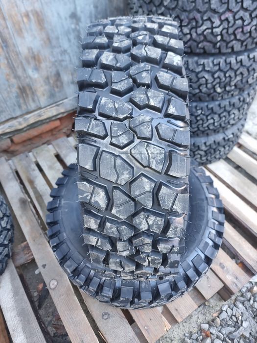 Opony Terenowe 235/75 R16 Yankee MT Wzór Goodrich Mud-Terrain KM3