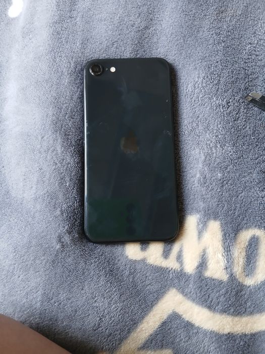 Айфон se 2 64 gb на запчасти