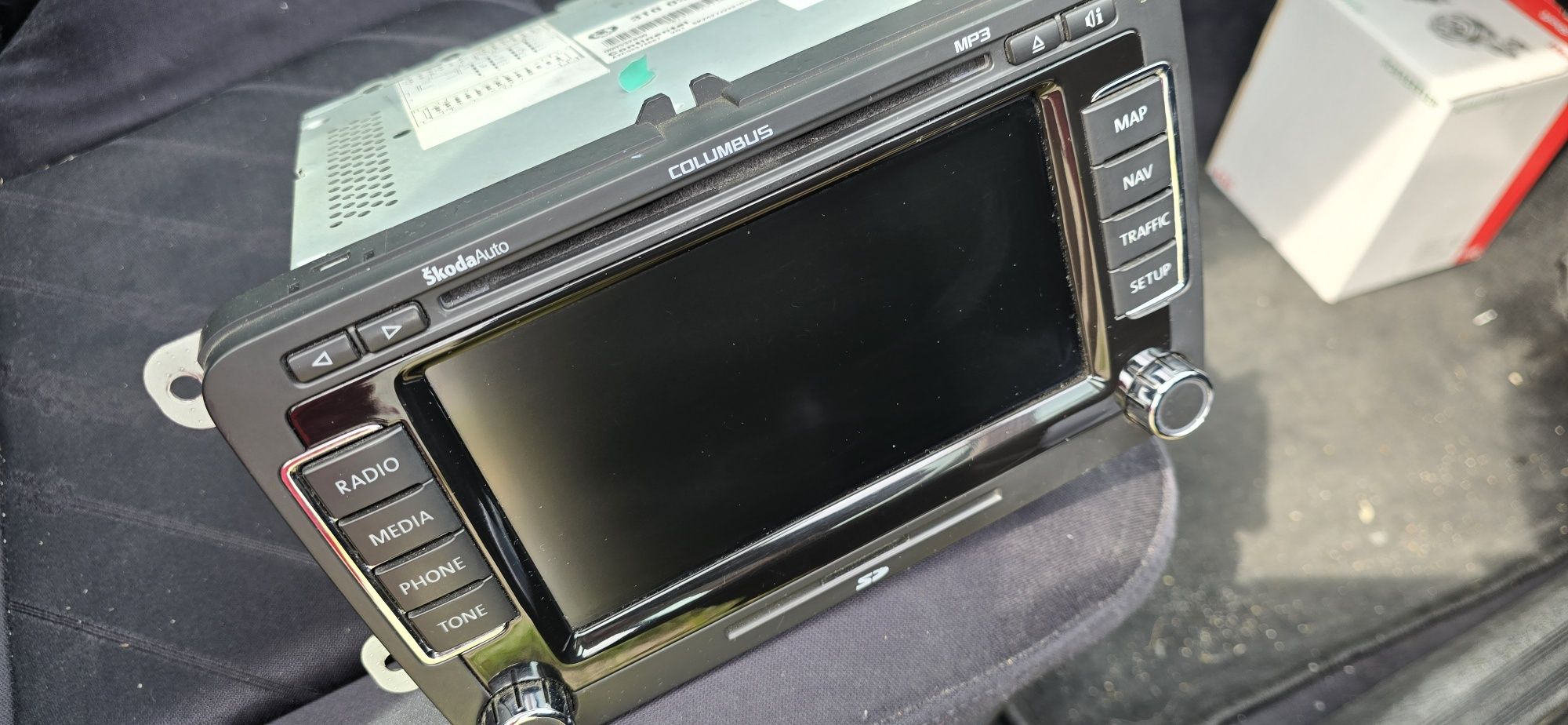Radio Columbus Skoda Nawigacja Superb Octavia Fabia Roomster Ładny LCD