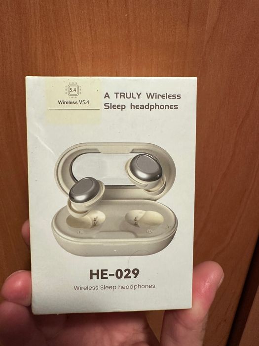 Sprzedam słuchawki bezprzewodowe he 029