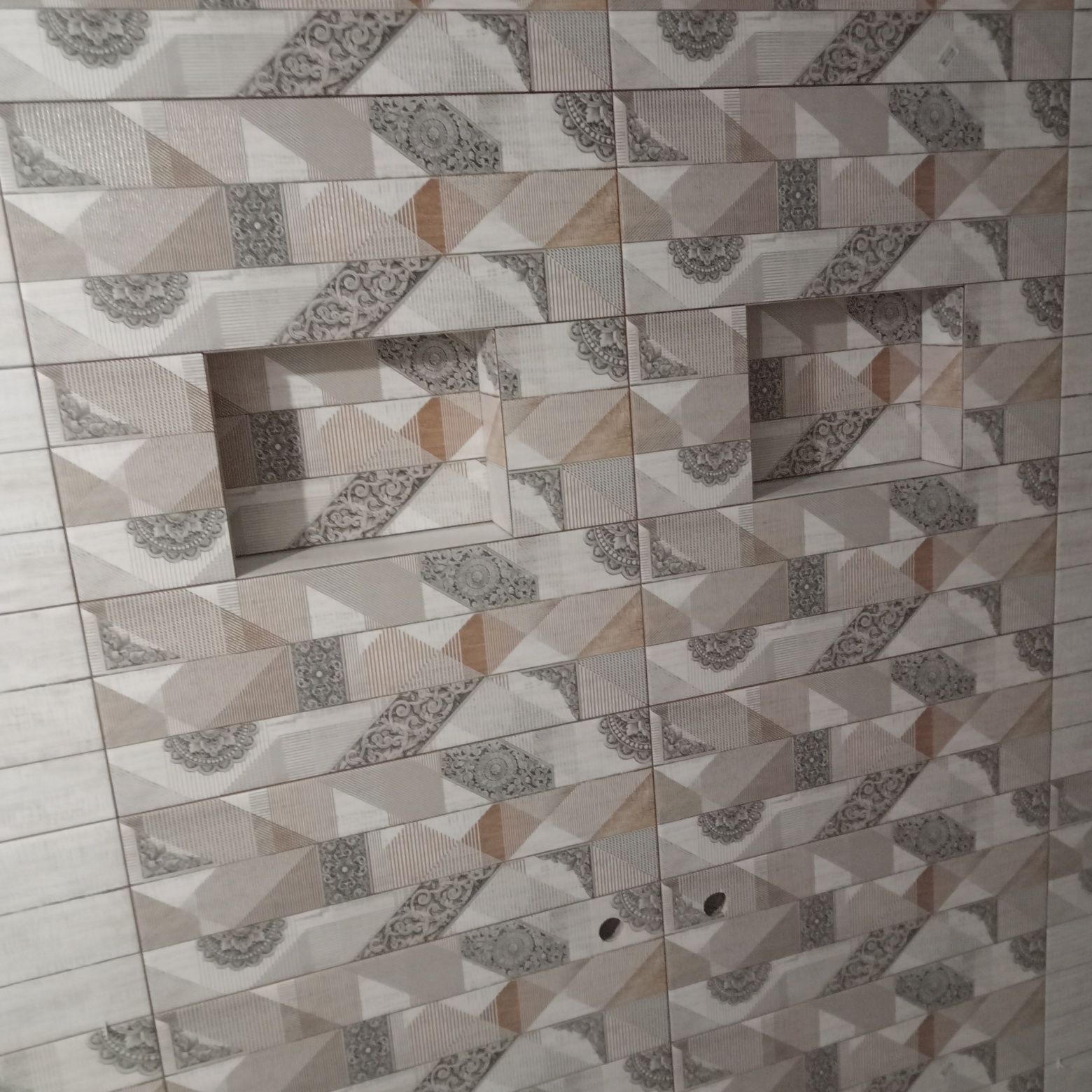 Плиточник (кафельщик) от 350 гр м2
