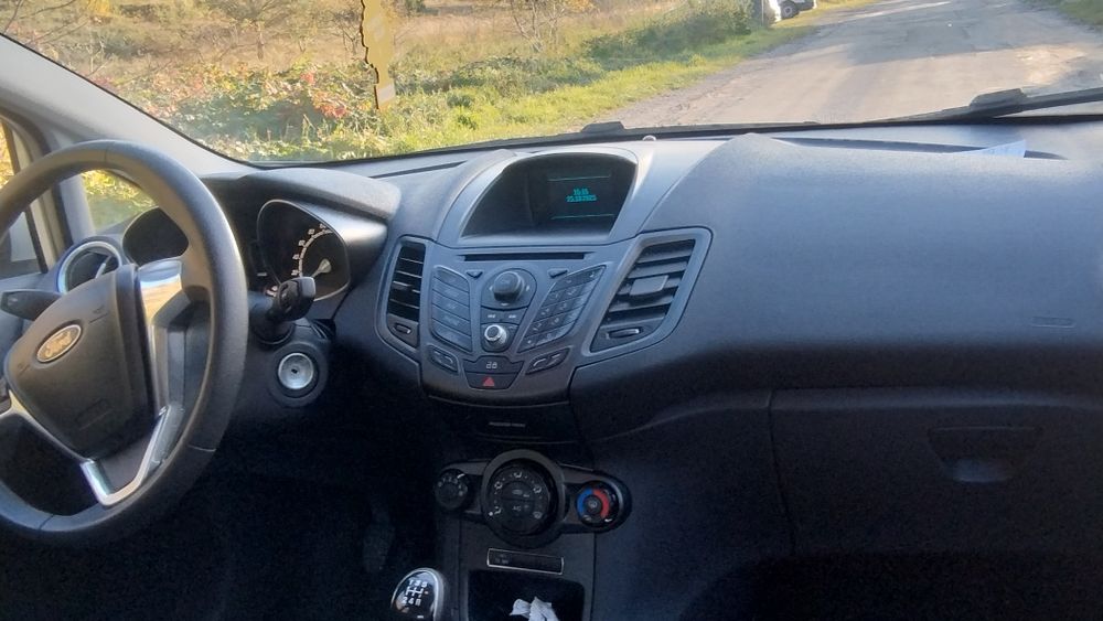 Ford Fiesta MK7  1.6 TDCi 5 Drzwi 2014 r Klima