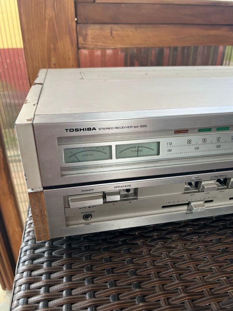 Amplituner Toshiba SA 520