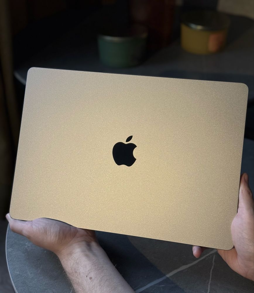 Macbook Air 15 2023 (M2 8/256) Space Grey + Чохол Накладка у Подарунок